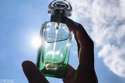 ​爱马仕屋顶花园香水香评 治愈你的小清新