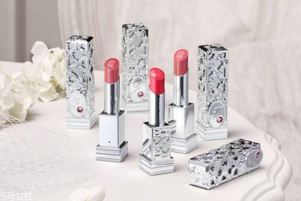 jill stuart蕾丝花漾恋唇膏方管好吗 jill stuart蕾丝花漾恋唇膏方管好吗