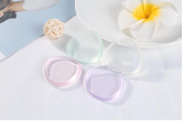 硅胶粉扑膜破了怎么办 硅胶粉扑薄膜能撕掉吗 硅胶粉扑膜破了怎么办 硅胶粉扑薄膜能撕掉吗