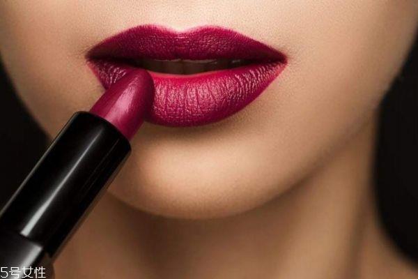 口红是石油做的吗 口红含有铅汞吗 口红是石油做的吗 口红含有铅汞吗