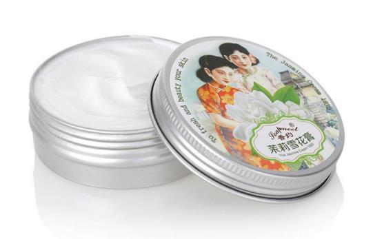 雪花膏的用法 雪花膏的不同种类