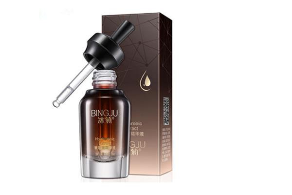 精华液可以收缩毛孔粗大吗 精华液有必要吗 精华液可以收缩毛孔粗大吗 精华液有必要吗