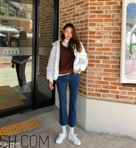 白色羽绒服怎么搭配？白色羽绒服搭配图片