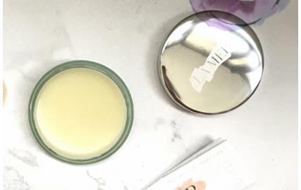 海蓝之谜唇膏怎么用 软化粗糙唇部