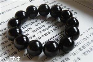 黑玛瑙手串多少钱？黑玛瑙手链市场价格