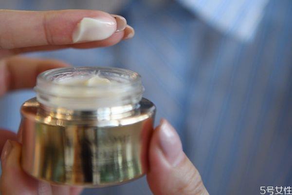 兰蔻菁纯眼霜真的能去皱纹吗 兰蔻菁纯眼霜功效