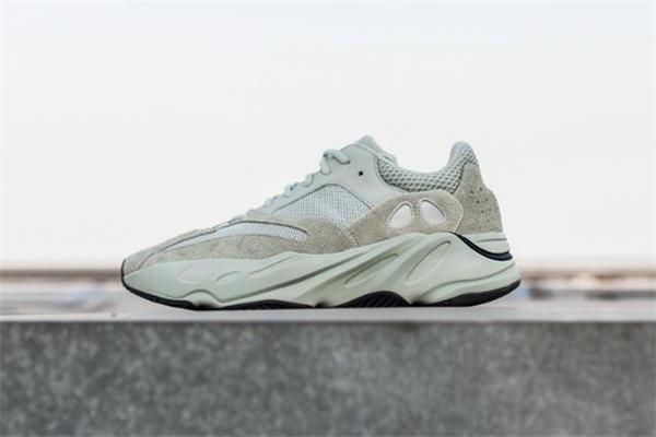 yeezy 700 salt海盐开箱测评 上脚非常棒