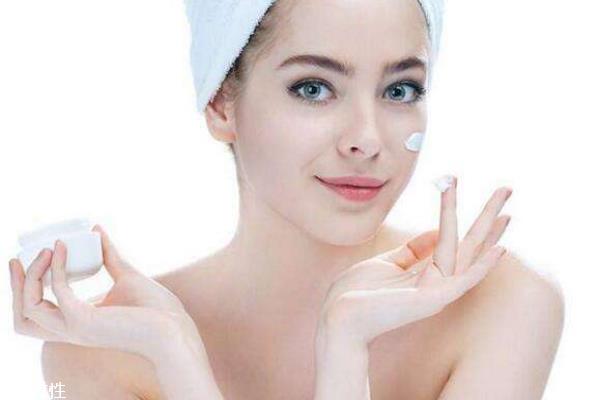 护肤的最佳时间 搞懂这些事半功倍