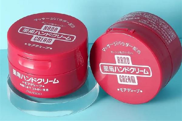 护手霜买保湿的还是防护的 护手霜买便宜的好用吗