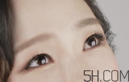 性感妆容怎么画 性感妆容的画法