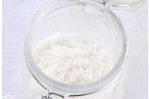 白糖洗脸的功效与作用，这样也能美白