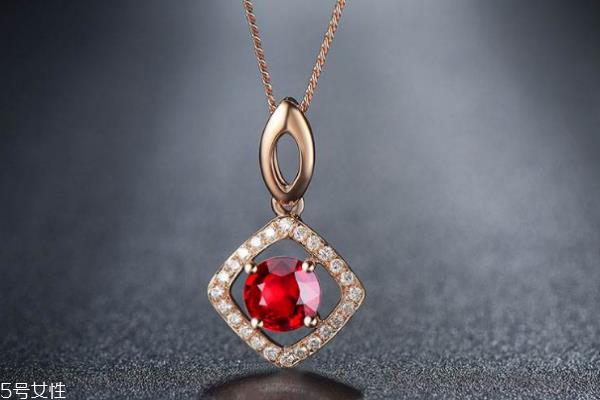 红宝石项链多少钱 价格差异很大 红宝石项链多少钱 价格差异很大