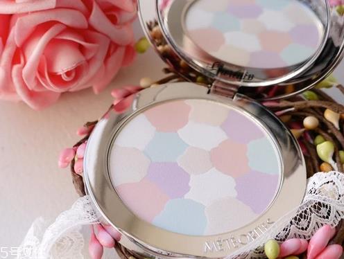 娇兰幻彩流星蜜粉饼多少钱 娇兰幻彩流星蜜粉饼使用方法