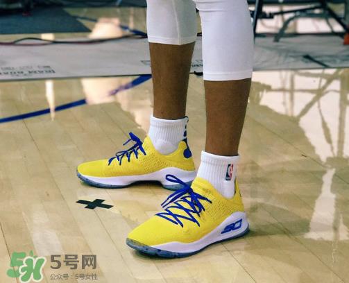 under armour curry 4 low warriors什么时候发售？