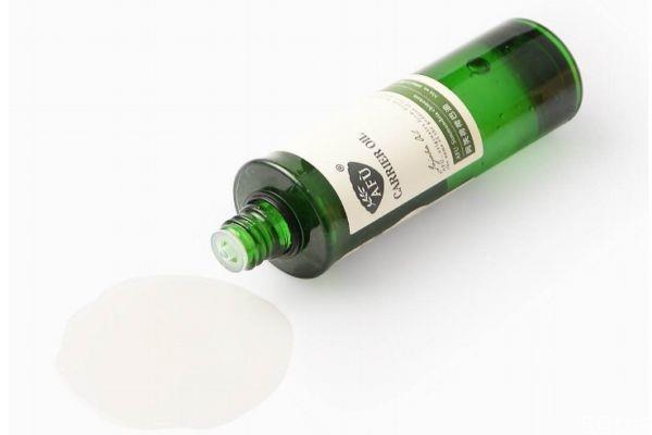 阿芙荷荷巴油去黑头的方法 阿芙荷荷巴油怎么去黑头 阿芙荷荷巴油去黑头的方法 阿芙荷荷巴油怎么去黑头