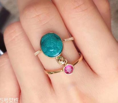 绿松石戒指一般多少钱?绿松石戒指价格 绿松石戒指一般多少钱?绿松石戒指价格