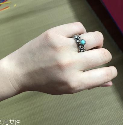 绿松石戒指一般多少钱?绿松石戒指价格 绿松石戒指一般多少钱?绿松石戒指价格