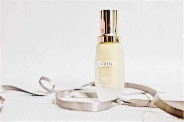 海蓝之谜粉底液好用吗 海蓝之谜好用吗 海蓝之谜粉底液好用吗 海蓝之谜好用吗