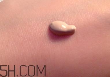 卡姿兰bb霜保质期 卡姿兰bb霜怎么用 卡姿兰bb霜保质期 卡姿兰bb霜怎么用