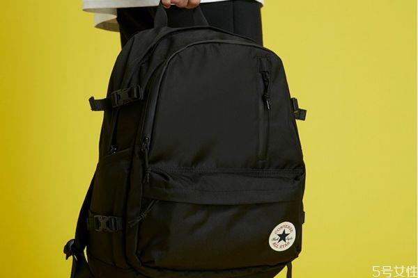 匡威书包怎么辨别真假 匡威书包多少钱