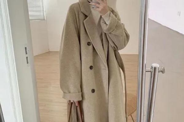 毛呢大衣什么面料比较好 毛呢大衣缩水了怎么恢复原样 毛呢大衣什么面料比较好 毛呢大衣缩水了怎么恢复原样