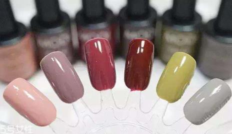 美甲封层有几种 4种封层的优缺点 美甲封层有几种 4种封层的优缺点