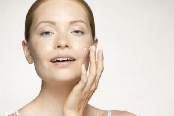 bb霜和防晒霜先用哪个 bb霜和防晒霜使用顺序