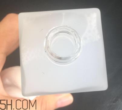 雅顿银级系列适合年龄 雅顿银级系列适合什么肤质 雅顿银级系列适合年龄 雅顿银级系列适合什么肤质