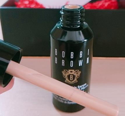 bobbi brown芭比波朗和阿玛尼粉底液哪个好 bobbi brown芭比波朗和阿玛尼粉底液哪个好
