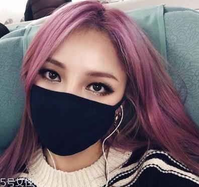 染粉色头发多少钱贵不贵 染粉色头发多少钱贵不贵