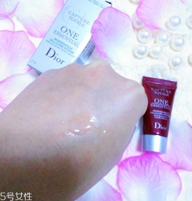 dior迪奥精华液多少钱?贵有贵的道理 dior迪奥精华液多少钱?贵有贵的道理