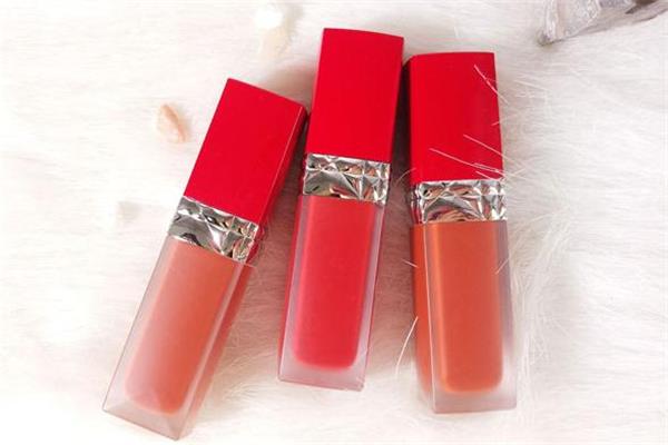 迪奥红管唇釉哪个颜色好看 迪奥红管唇釉有哪些颜色 迪奥红管唇釉哪个颜色好看 迪奥红管唇釉有哪些颜色