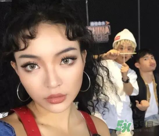 rapper妆容怎么画？rapper妆容画法步骤