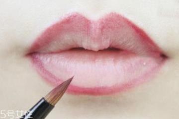唇线笔有必要用吗 唇线笔3个隐藏技能 唇线笔有必要用吗 唇线笔3个隐藏技能