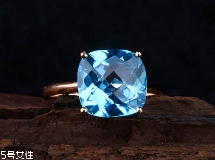 托帕石能终身佩戴吗？佩戴之前先要知道这个