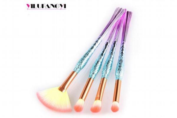 化妆刷什么材质好 化妆刷不同材质的区别