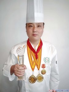 ​江苏名厨大师朱道来的调和五味