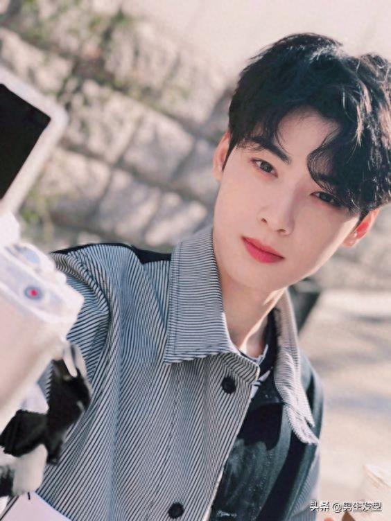 8款男生“最帅气”学生党发型,开学了剪一个,帅气翻倍