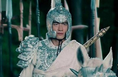 ​赵云的两个儿子，一个窝囊，一个忠勇
