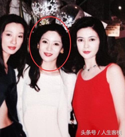 向太陈岚年轻旧照曝光,退几亿礼物嫁向华强,30年风采不减!