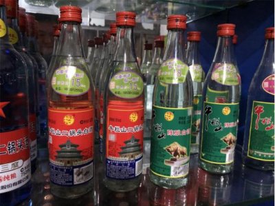 ​白酒新国标实施，年销100亿的“牛二”怎么办？香精酒会消失吗？