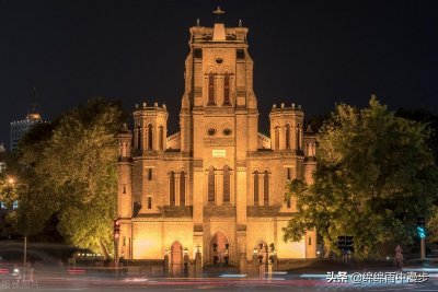 ​望海楼教堂，天津城市地标之一，笔架型的欧洲哥特式建筑