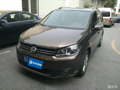 ​大众途安开6年竟然一下子贬值这么多！车主：我后悔死买它了！