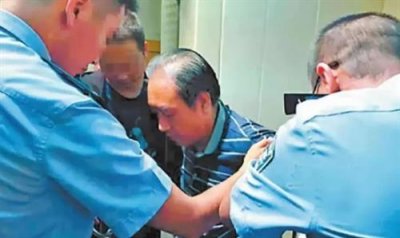 ​甘肃杀人狂魔高承勇落网记：11名女性惨遭毒手，因一枚指纹暴露