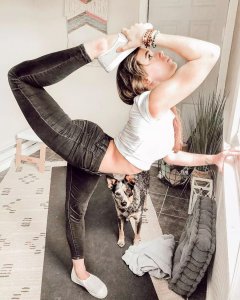 ​苦练三个月瑜伽之后会变成什么样？她用实际行动告诉你答案