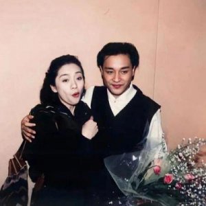 ​梅艳芳与张国荣：虽未携手共度一生，却共谱了永恒的情感篇章