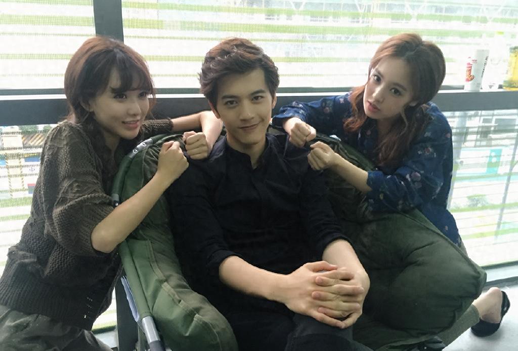 模特出道,有“小张梓琳”之称,《校花2》陈雨舒扮演者:熊玉婷