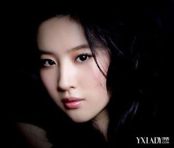 ​刘亦菲大尺度男人装 演艺圈清纯玉女越来越稀少了