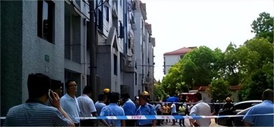 ​青岛灭门案：16岁女中学生全身赤裸暴死，父母弟弟全部横死出租屋
