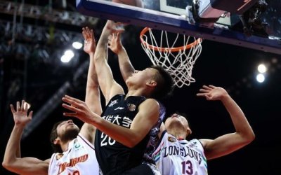 ​曾经的大陆第一高中生，现在的职业球员-齐麟